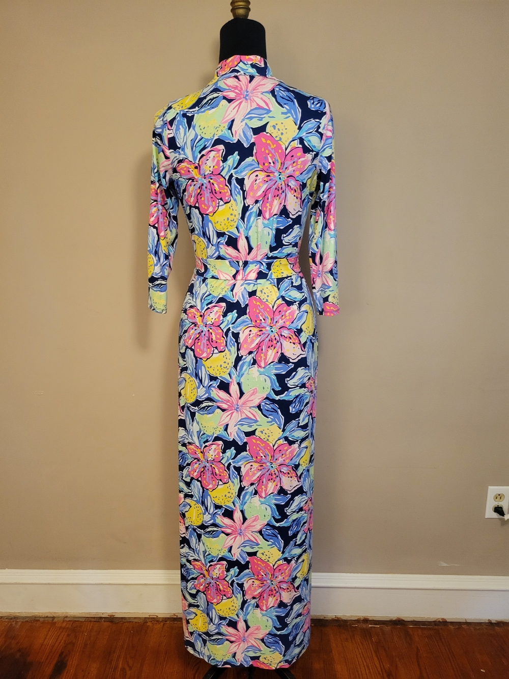 Lilly Pulitzer Floral Navy Knit Maxi Shirt Dress with Tie Waist - Picture 6 of 7